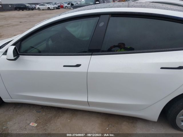 5YJ3E1EA8MF913456 Tesla Model 3 Standard Range Plus