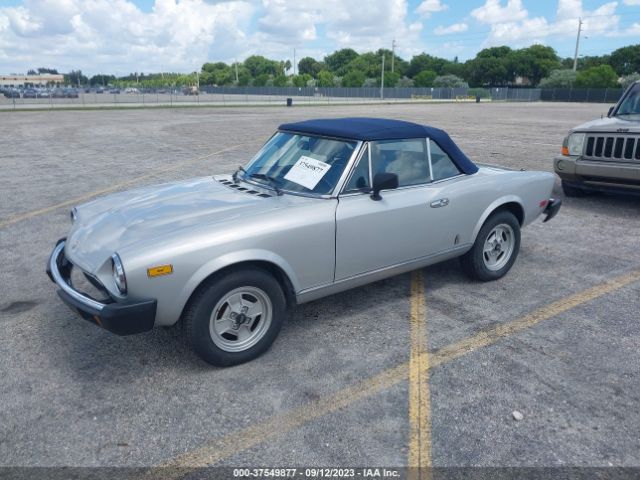 1982 FIAT 124 ZFAAS00B6C8188164 Photo 1