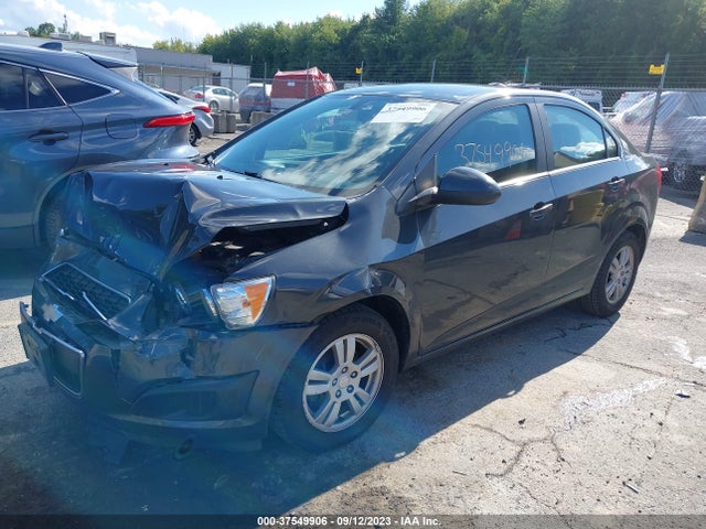 Chevrolet SONIC LT 2016 1G1JC5SG3G4180301 Image 2