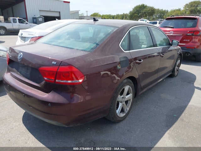 2013 VOLKSWAGEN PASSAT SE VIN: 1VWBP7A30DC107489
