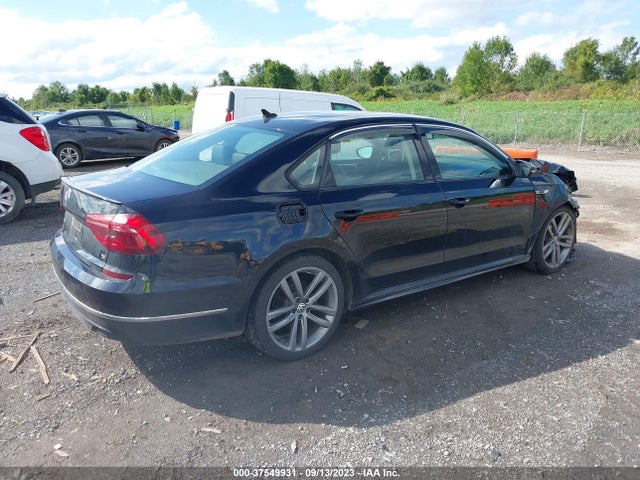1VWAA7A32JC023344 Volkswagen Passat 2.0t S/r-line