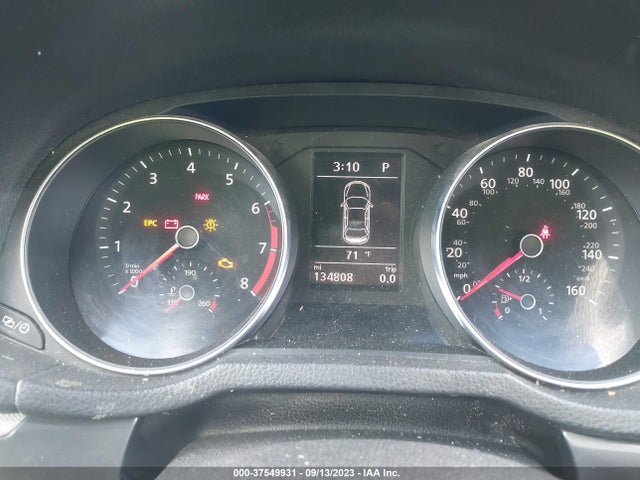 1VWAA7A32JC023344 Volkswagen Passat 2.0t S/r-line