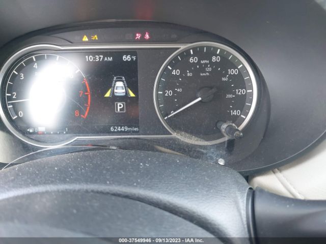 3N1CN8EV8ML821554 Nissan Versa Sv Xtronic Cvt