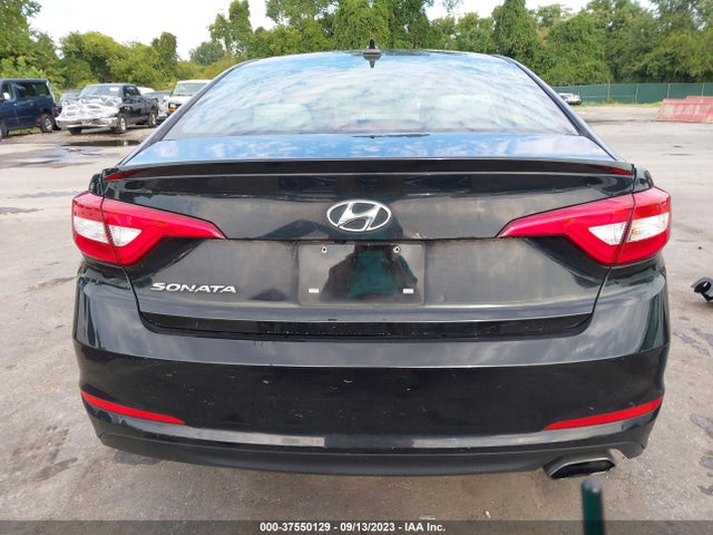 Hyundai SONATA SE 2017 5NPE24AF4HH560161 Image 17
