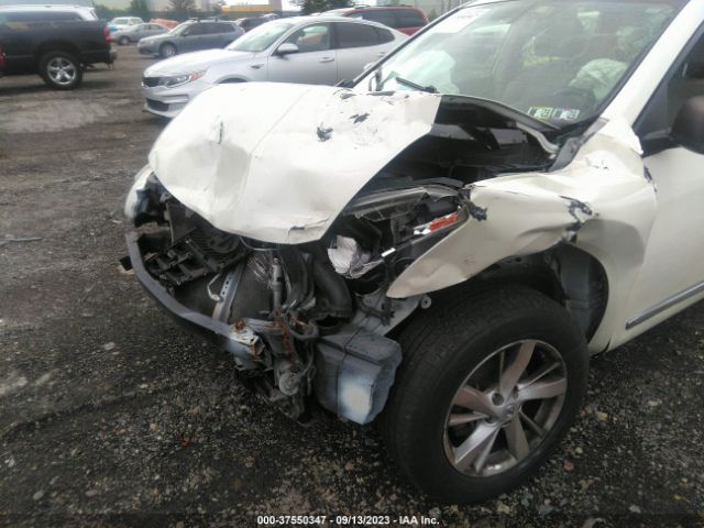 JN8AS5MV3EW718944 Nissan Rogue Select S