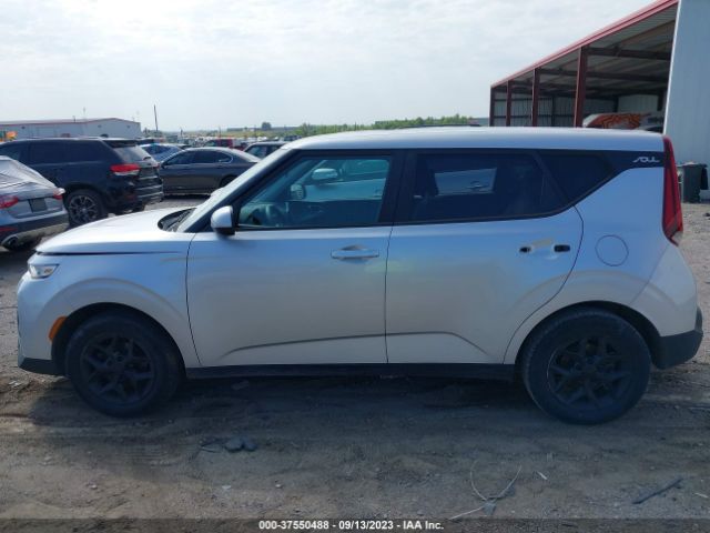 KNDJ23AU7L7733725 KIA SOUL S