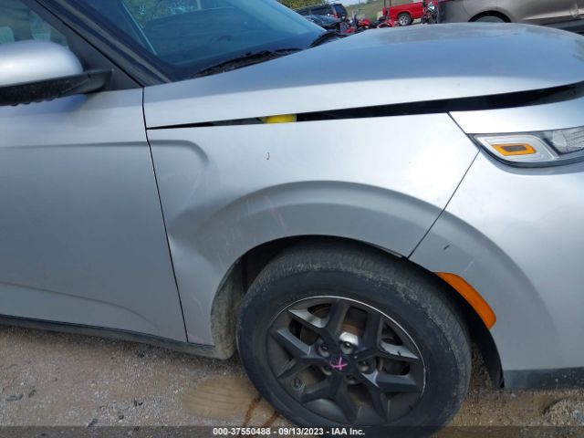 KNDJ23AU7L7733725 KIA SOUL S