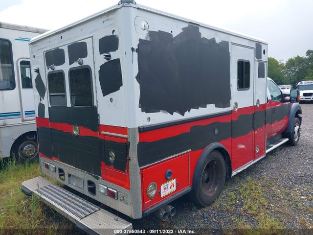 2015 Ford F-450, VIN: 1FD0X4GT6FEA15449
