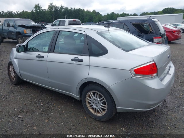 2011 FORD FOCUS SE VIN: 1FAHP3FN5BW114763