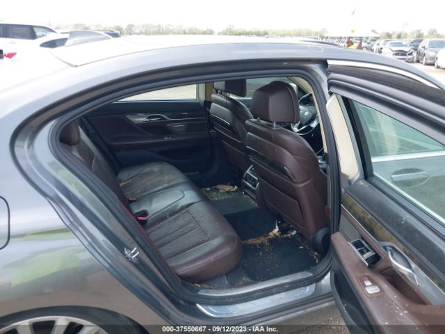WBA7E2C57GG714516 BMW 7 Series 740i