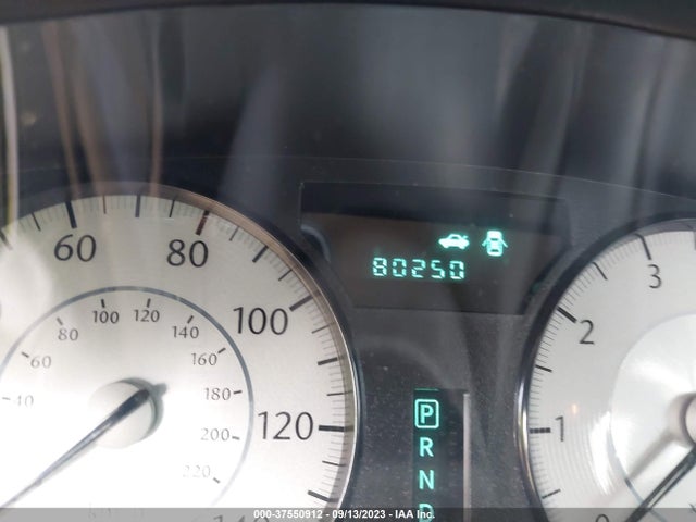 2010 CHRYSLER 300 TOURING SIGNATURE VIN: 2C3CA5CV3AH290136