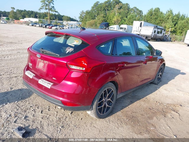 Ford FOCUS SEL 2017 1FADP3M24HL252117 Image 4