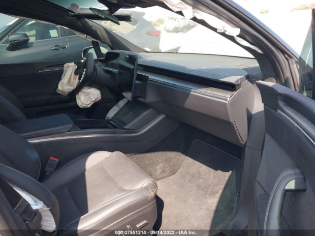 2022 TESLA MODEL X 7SAXCBE69NF355744 Photo 4