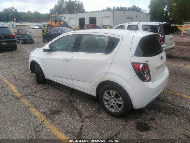 Chevrolet SONIC LT 2016 1G1JC6SG4G4142100 Image 3
