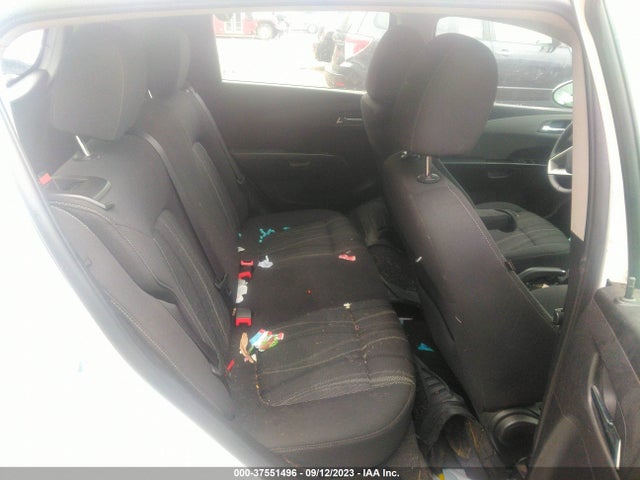 Chevrolet SONIC LT 2016 1G1JC6SG4G4142100 Image 8