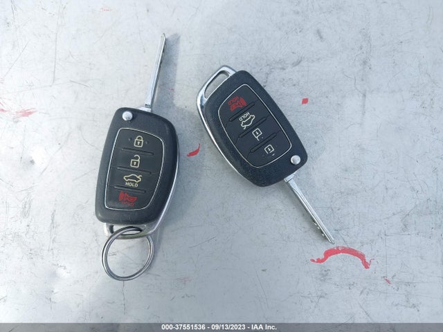 Hyundai SONATA SE 2017 5NPE24AF2HH510780 Image 11