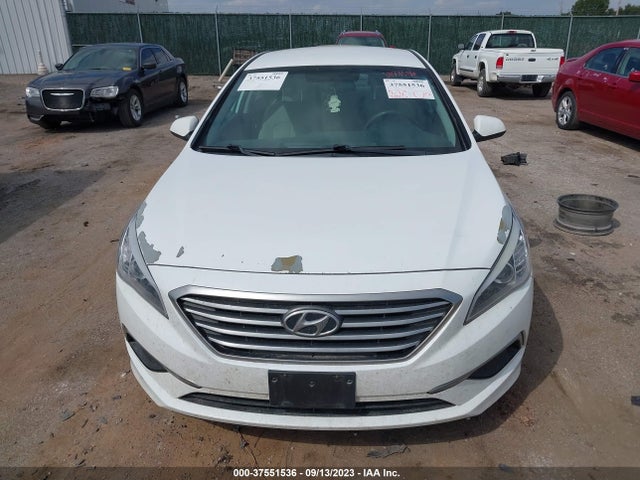 Hyundai SONATA SE 2017 5NPE24AF2HH510780 Image 12