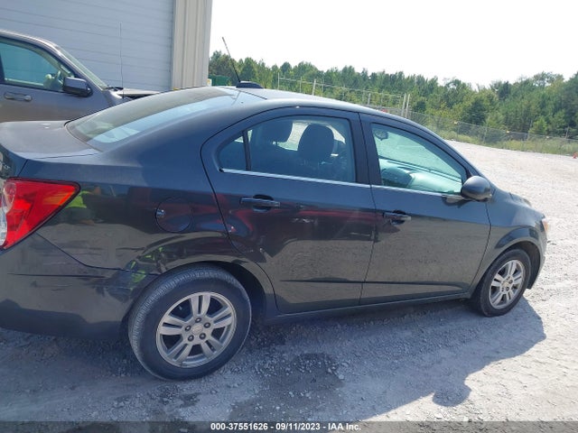 Chevrolet SONIC LT 2016 1G1JC5SB2G4173019 Image 13
