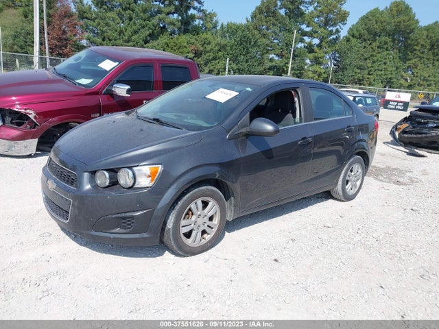 Chevrolet SONIC LT 2016 1G1JC5SB2G4173019 Image 2