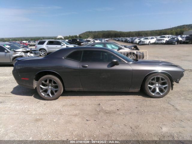 2C3CDZAG4JH183941 Dodge Challenger Sxt Plus
