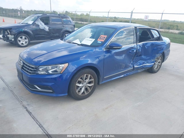 1VWAT7A31HC049776 Volkswagen Passat 1.8t S