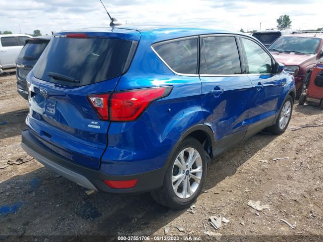 1FMCU0GD2KUC09693 Ford ESCAPE SE