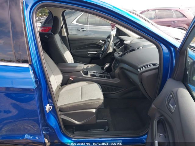 1FMCU0GD2KUC09693 Ford ESCAPE SE