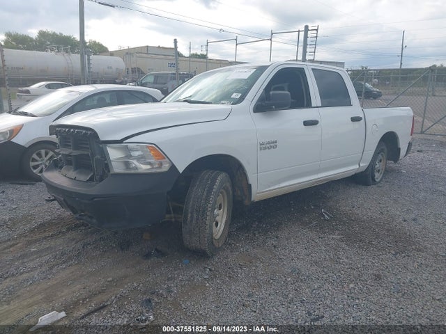 RAM 1500 Tradesman 2016 1C6RR7KG3GS279644 Image 2