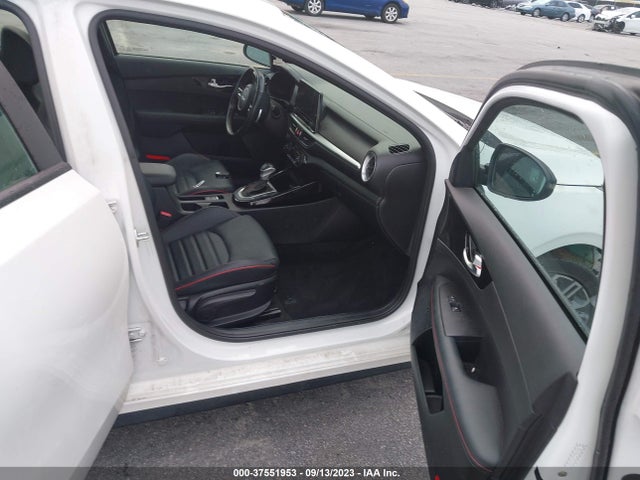 2023 KIA FORTE GT VIN: 3KPF44AC6PE535043