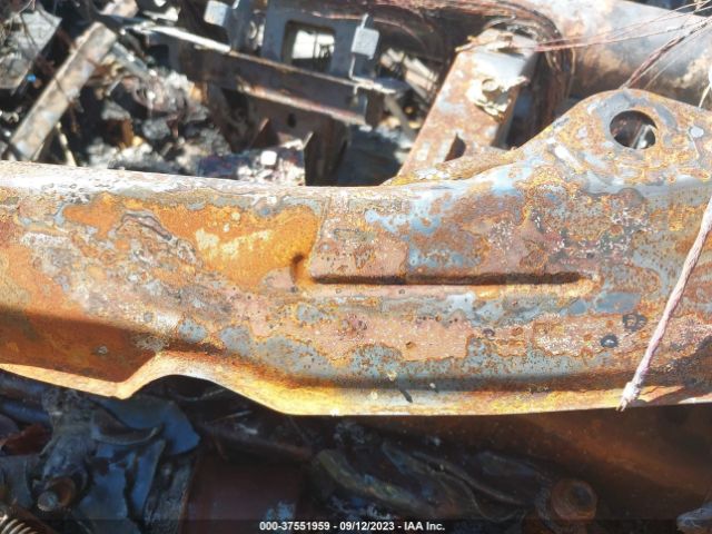 JN8BT3BA0NW043883 Nissan ROGUE SV