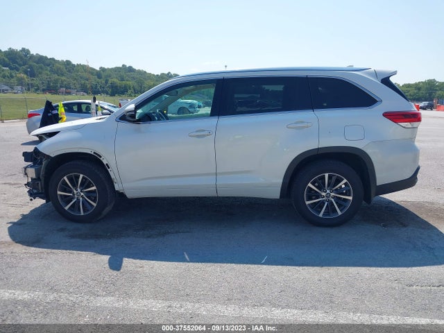Toyota Highlander Xle/se 2017 5TDJZRFH6HS421807 Image 15