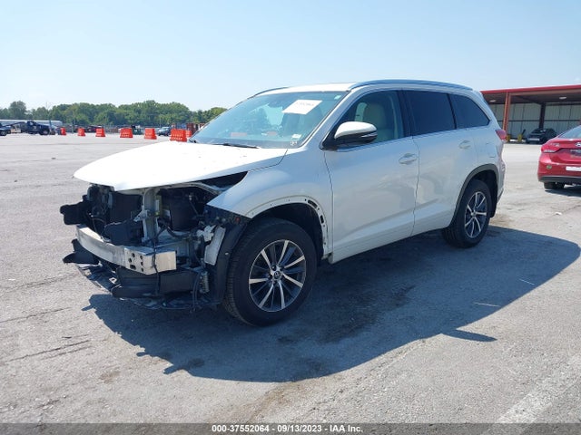 Toyota Highlander Xle/se 2017 5TDJZRFH6HS421807 Image 2