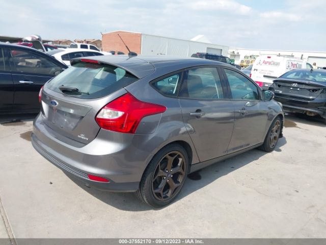 1FADP3K21EL392768 Ford FOCUS SE