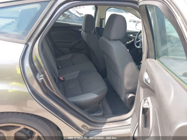 1FADP3K21EL392768 Ford FOCUS SE