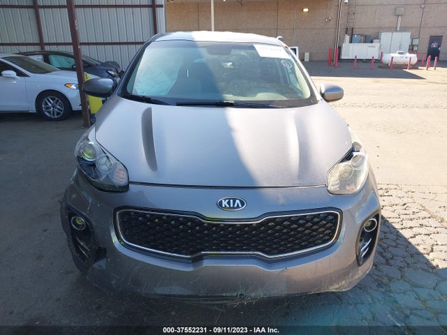 2018 KIA SPORTAGE LX VIN: KNDPMCACXJ7371561