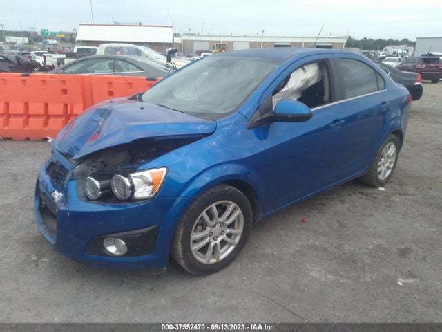 Chevrolet Sonic Lt Auto 2016 1G1JC5SH7G4163042 Image 2