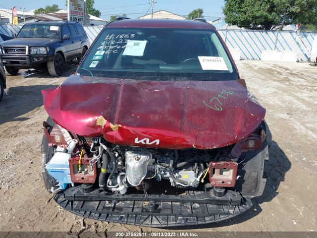 KNDNE5H39N6144315 KIA Carnival Sx