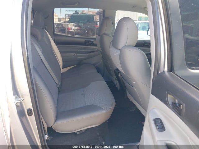 Toyota Tacoma Prerunner 2014 3TMKU4HN2EM041092 Image 8
