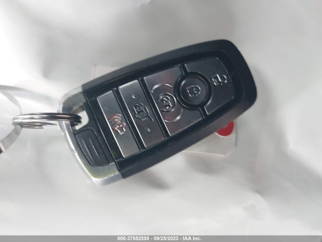 Ford EXPLORER XLT 2019 1FM5K7D8XKGB38062 Image 11