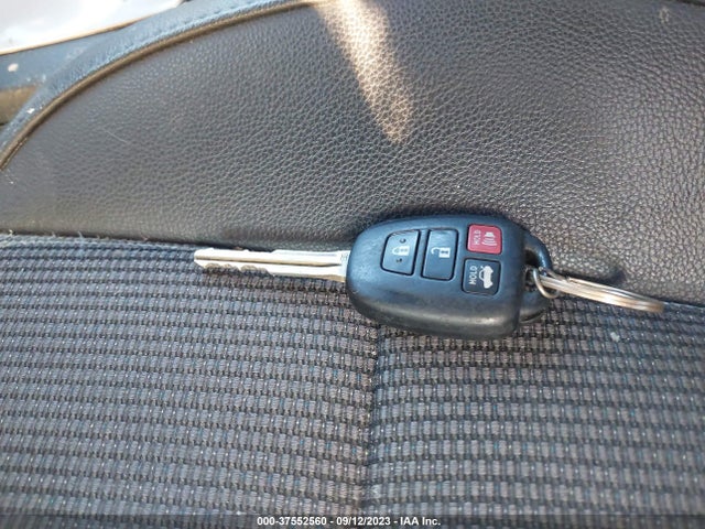 Toyota Corolla S Plus 2016 2T1BURHEXGC597689 Image 11