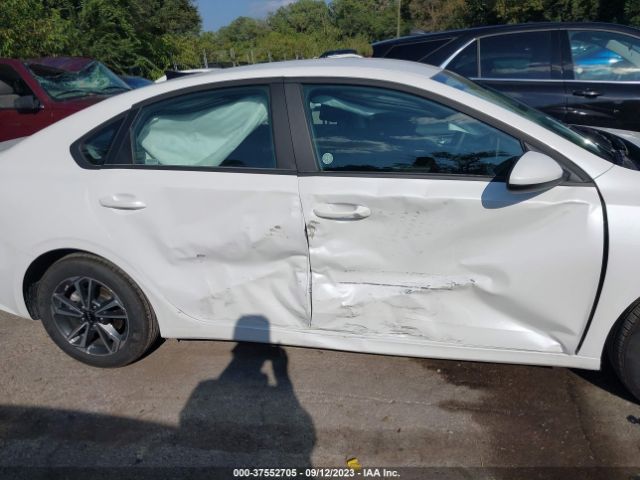 3KPF24AD2PE644789 KIA Forte Lxs