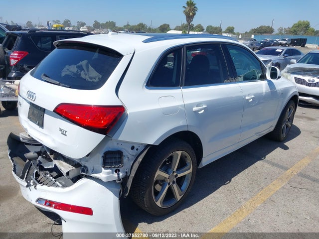 WA1DGAFP3EA033674 Audi Q5 Premium Plus