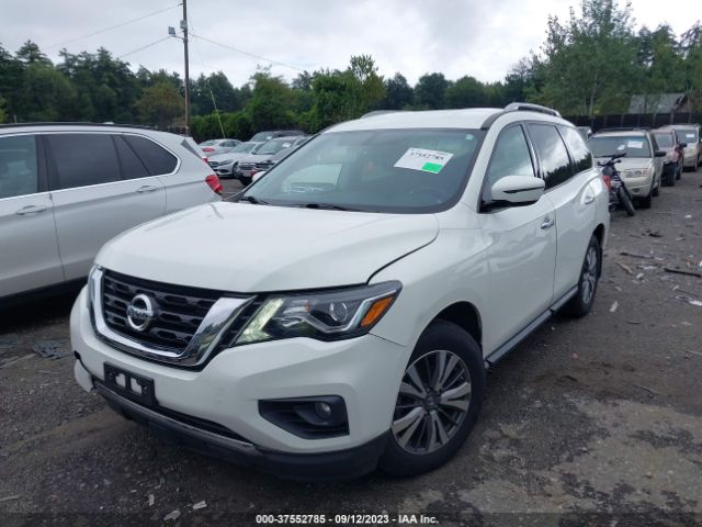 5N1DR2MMXJC621757 Nissan Pathfinder Sv