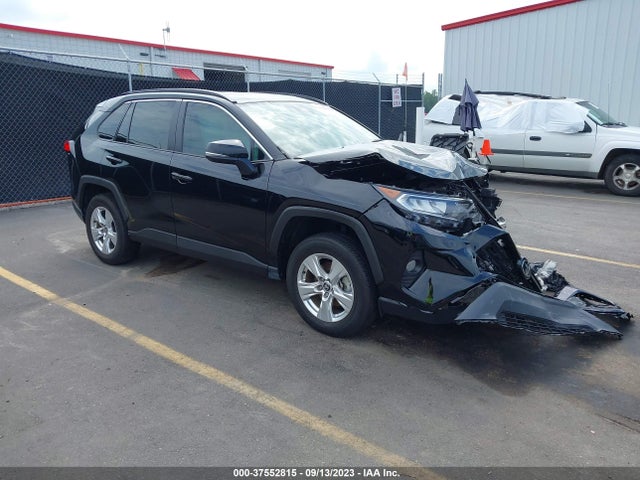 2021 TOYOTA RAV4 XLE VIN: 2T3W1RFV8MC164405