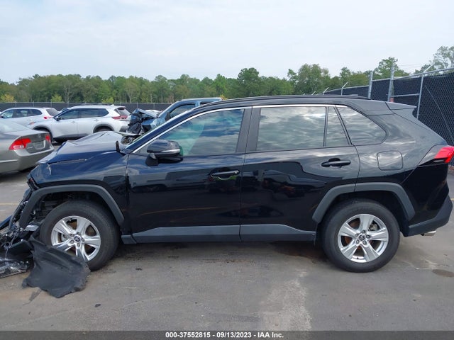 2021 TOYOTA RAV4 XLE VIN: 2T3W1RFV8MC164405