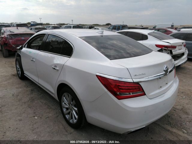 1G4GB5G38GF162774 Buick Lacrosse Leather