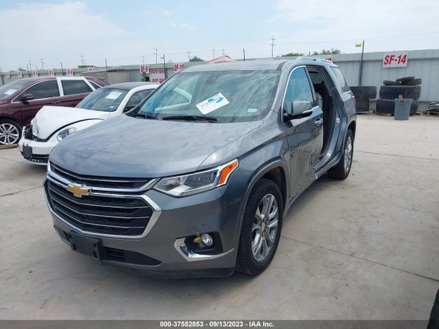 Chevrolet Traverse Premier 2018 1GNERKKW8JJ253403 Image 2