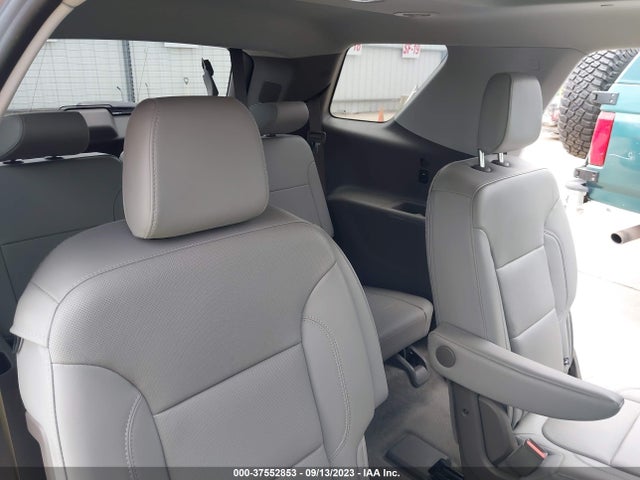 Chevrolet Traverse Premier 2018 1GNERKKW8JJ253403 Image 8