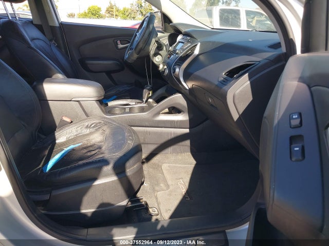 2011 HYUNDAI TUCSON LIMITED PZEV VIN: KM8JU3AC7BU272359