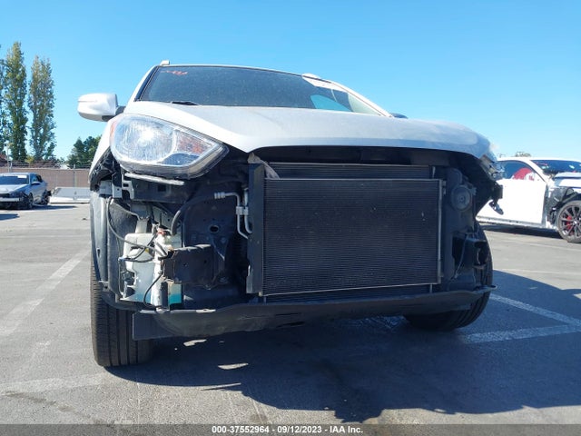 2011 HYUNDAI TUCSON LIMITED PZEV VIN: KM8JU3AC7BU272359